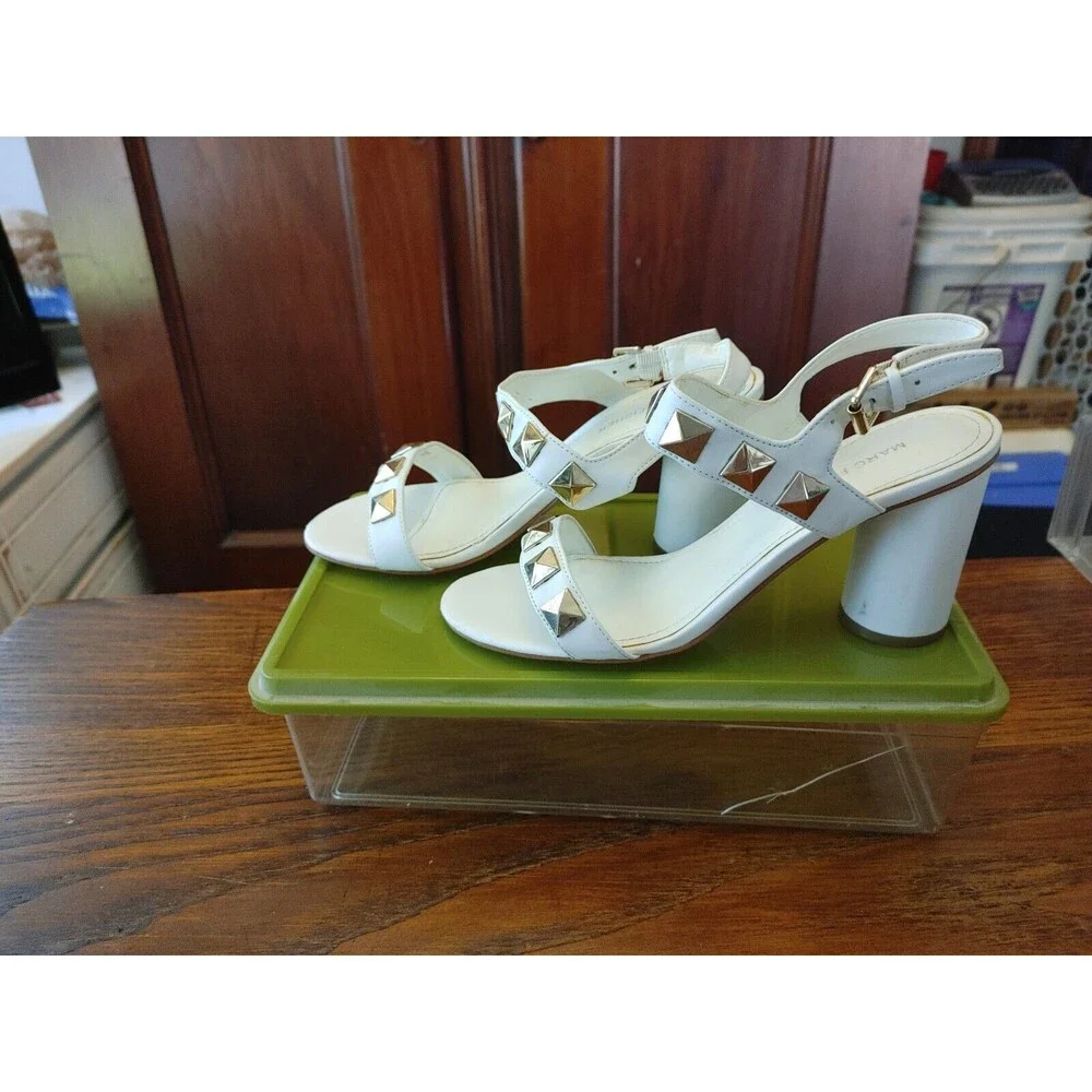 mark fisher women shoes Size 8.5 White, Silver V-17